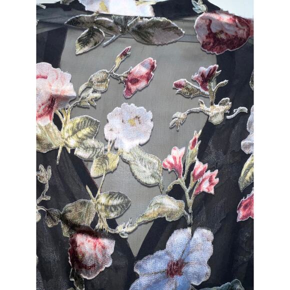 ALICE & OLIVIA ROSARIO Silk & Velvet Top - Size XS - Black Floral - $330 New - Picture 7 of 15